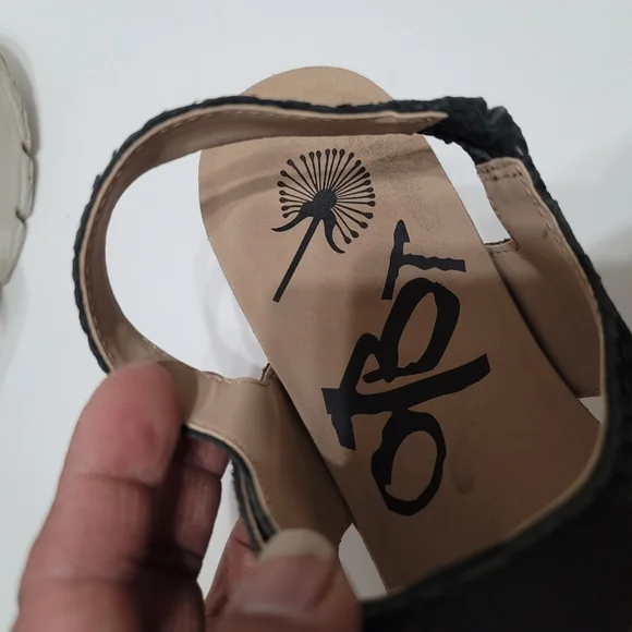 OTBT - Montane Black Platform Wedge Size 8M - Picture 6 of 12